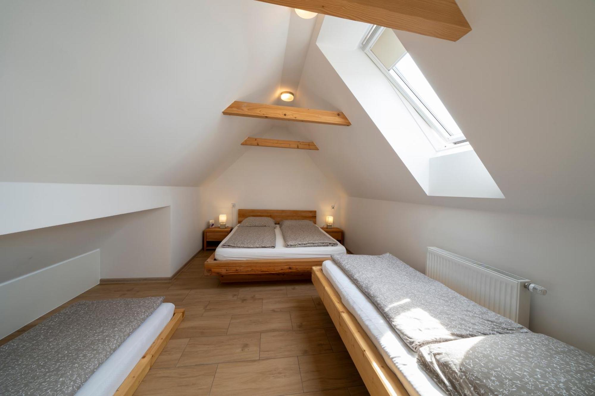 Apartmany Pod Namestim 2 Тельч Екстер'єр фото