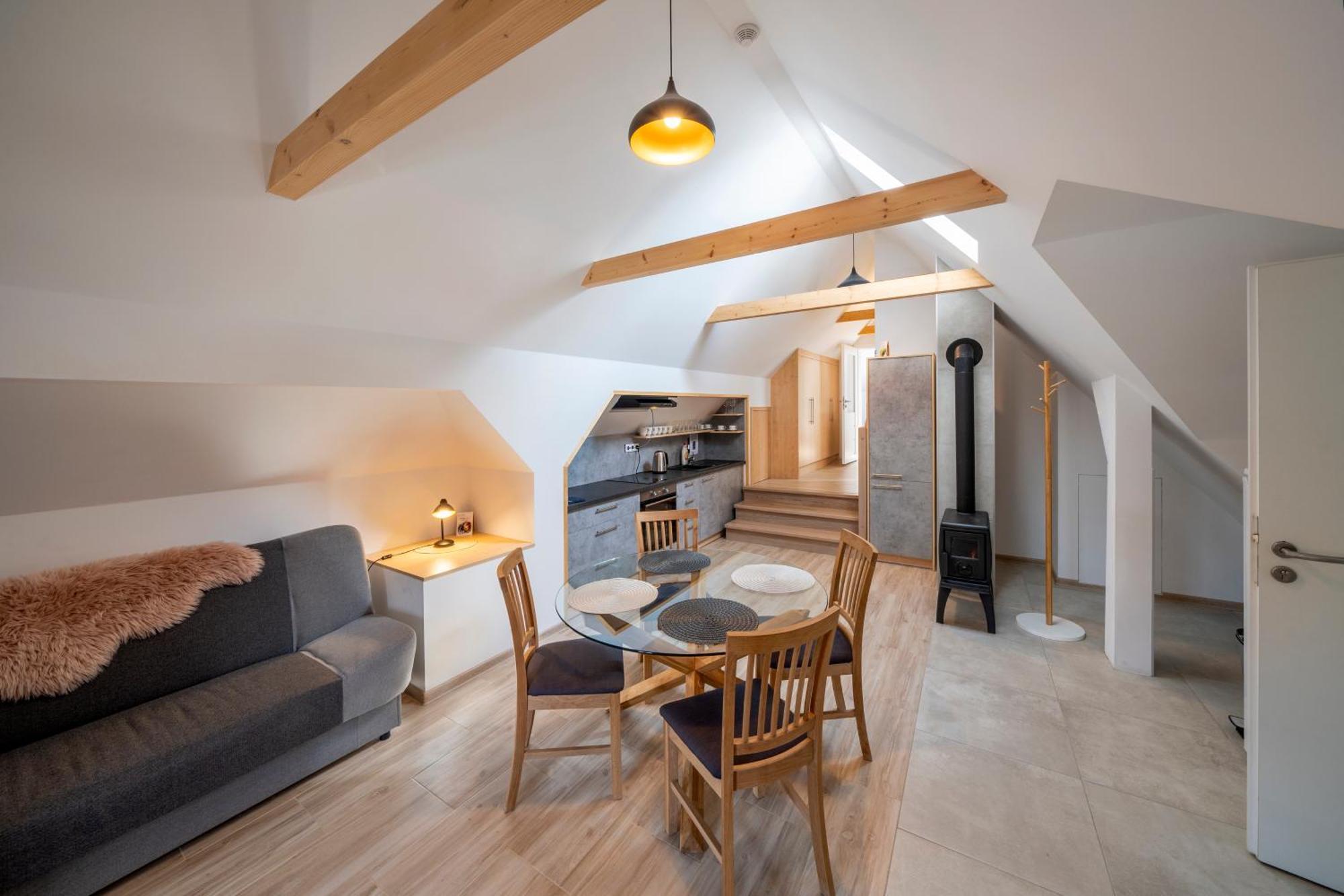 Apartmany Pod Namestim 2 Тельч Екстер'єр фото